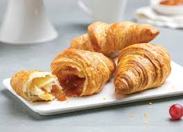 Mažas kruasanas su abrikosų įdaru 45g (108vnt) SNT/LK